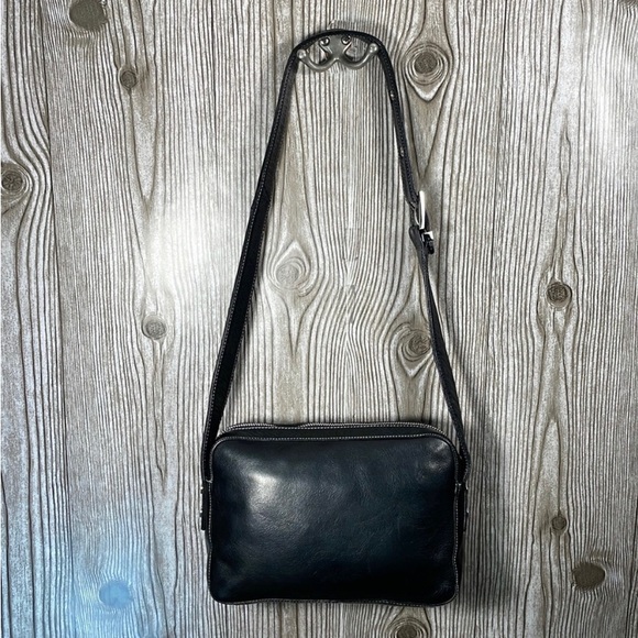 Perlina Black Leather Handbag - Picture 10 of 16